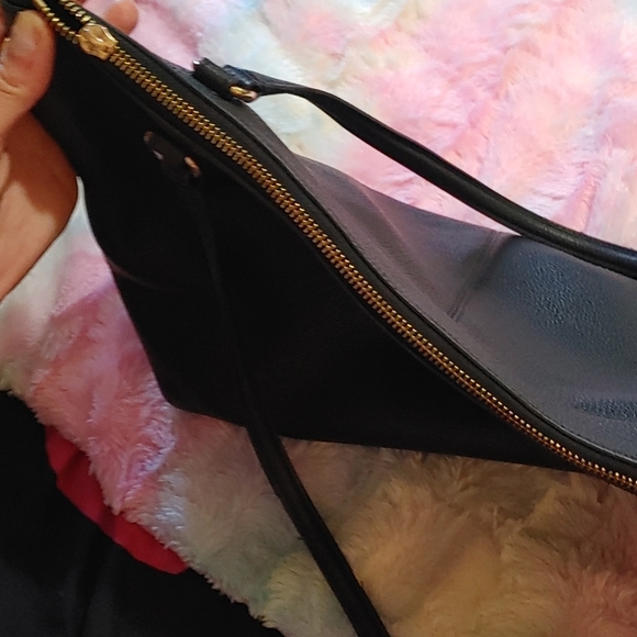 Nice size coach Pebble leather hobo bag - Picture 7 of 9